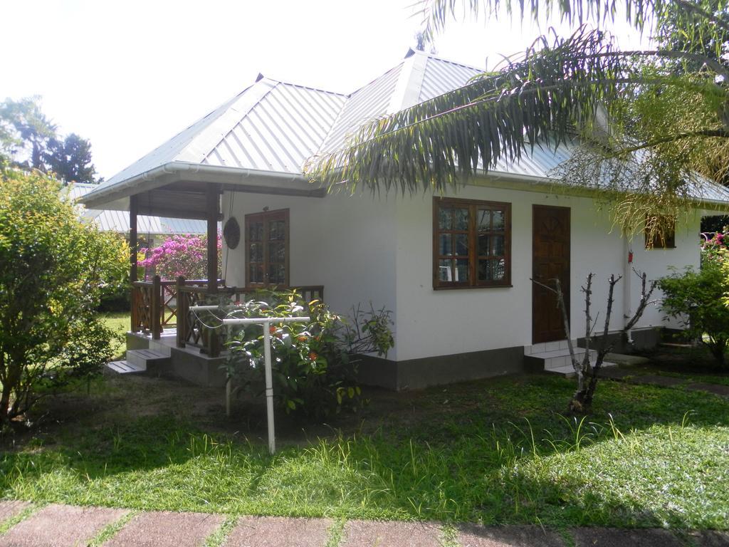 La Digue Ylang Ylang Villa Стая снимка